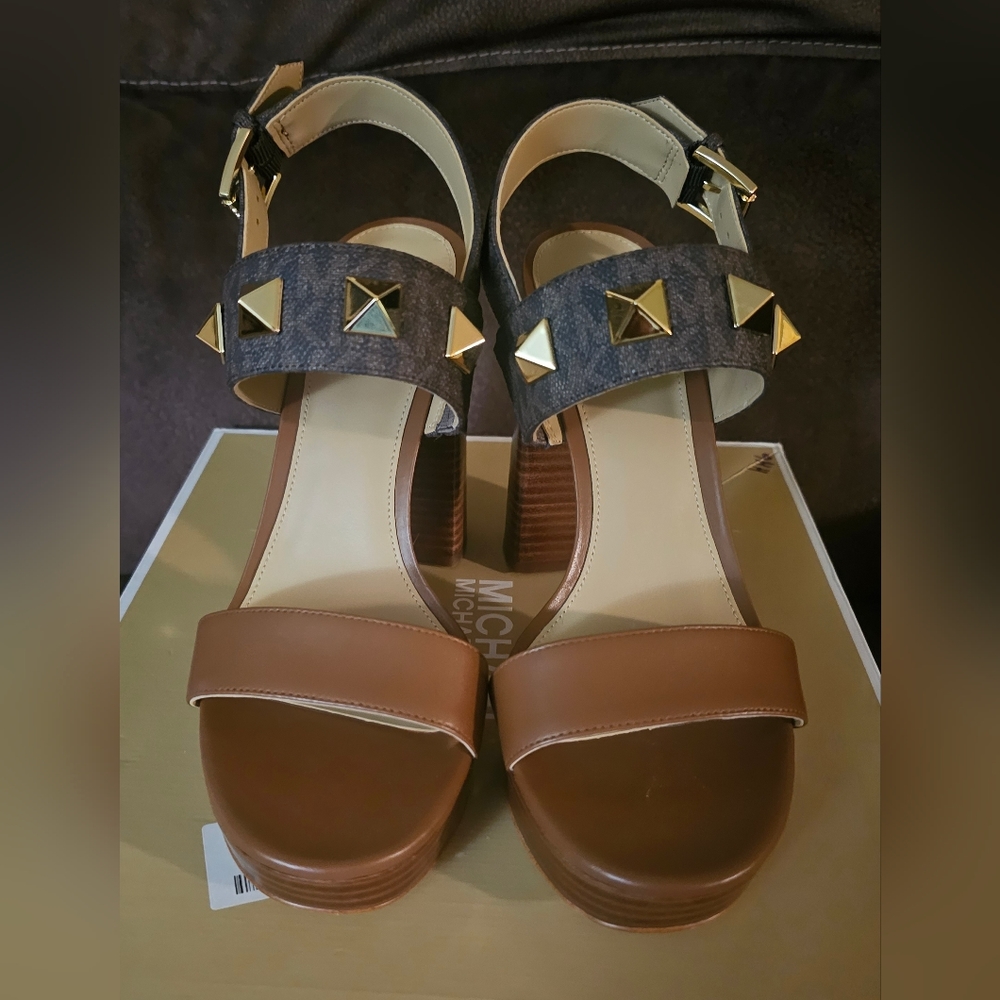 Michael Kors Wren Studded Logo and LeatherPlatform